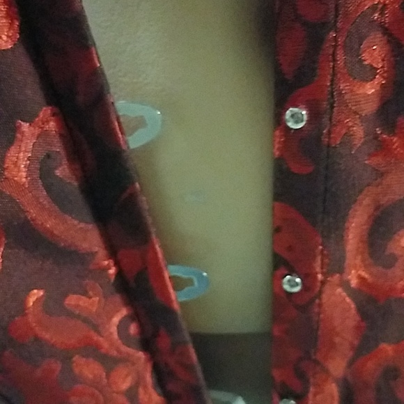 Corset - Picture 7 of 8